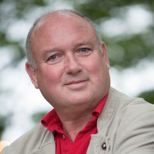 Louis de Bernières
LIGHT OVER LISKEARD
(Harvill Secker)