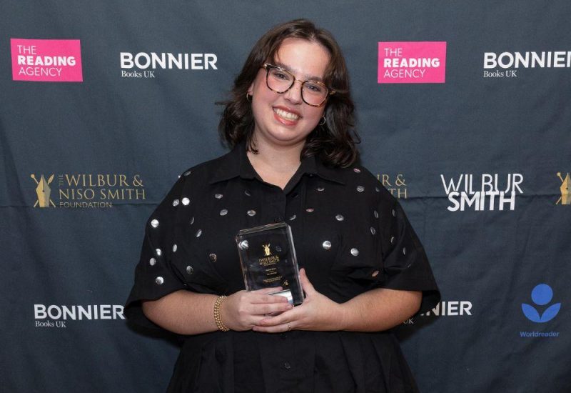 OPPORTUNITY: Seeking Volunteer Reviewers for the Author of Tomorrow Award